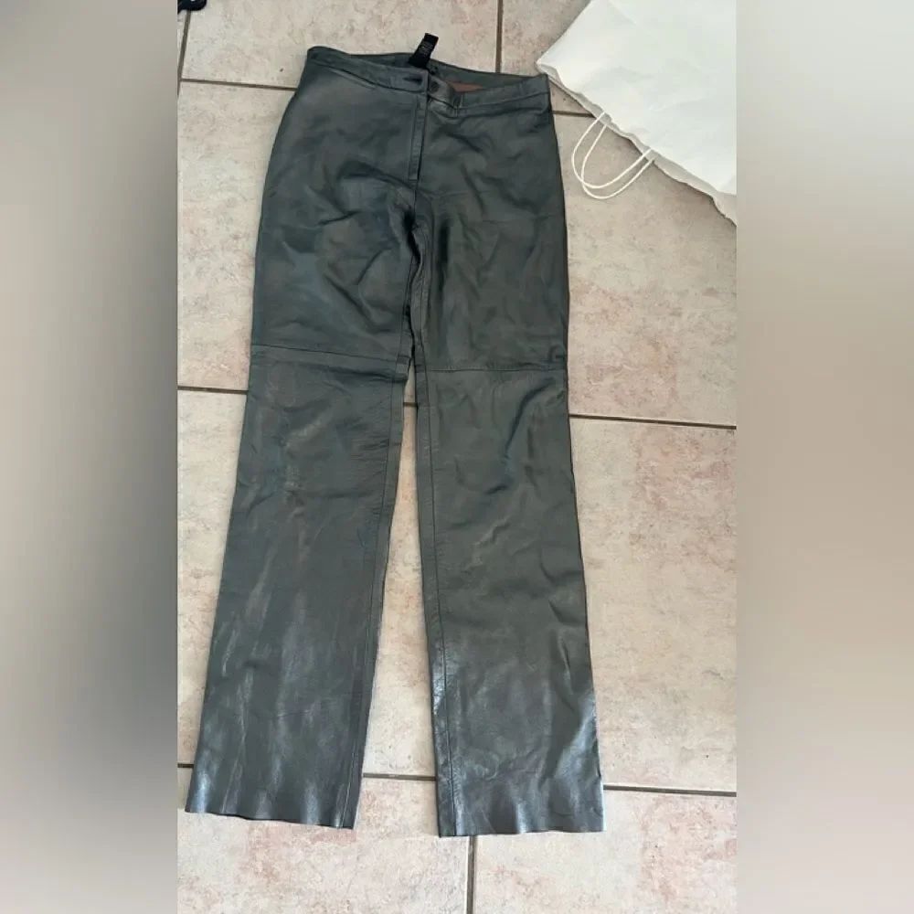 Bcbg dress pants leather bottoms gray trousers